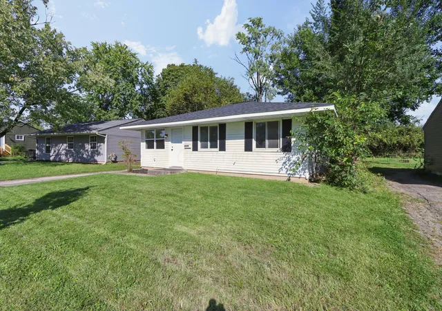 Photo 4 of Single family home for sale at 2576 Nona Rd, Columbus, OH 43207 | MLS# 226033792 | Listing updated on 2026-09-17