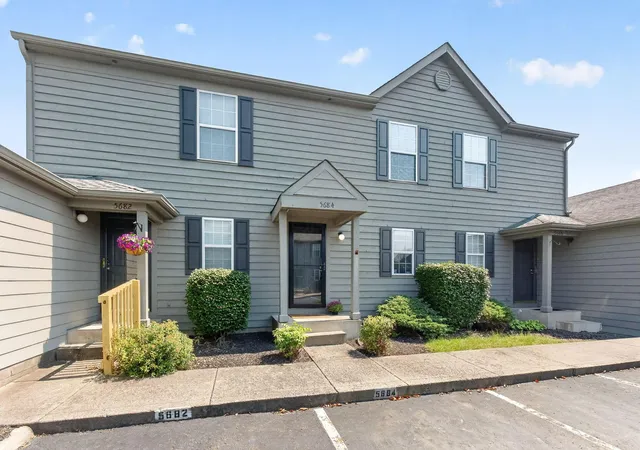 Listing Photo 4 - Condo for sale in building located at 5684 Blendonridge Dr, Columbus, OH 43230 - Unit #93C