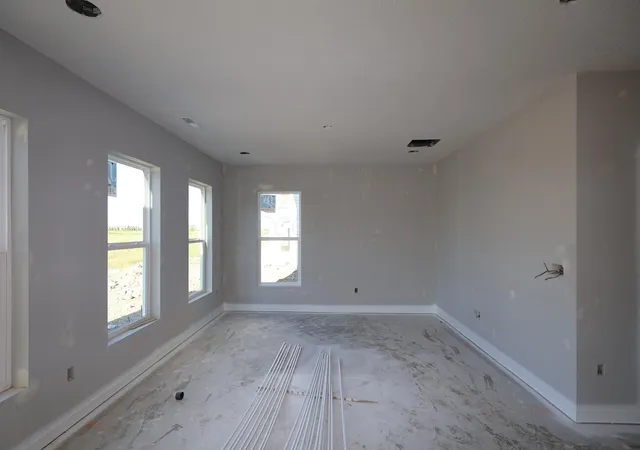 Photo 3 of Sale Pending at 5908 Creekview Dr, Powell, OH 43065 | MLS# 226033796 | Listing updated on 2026-09-28