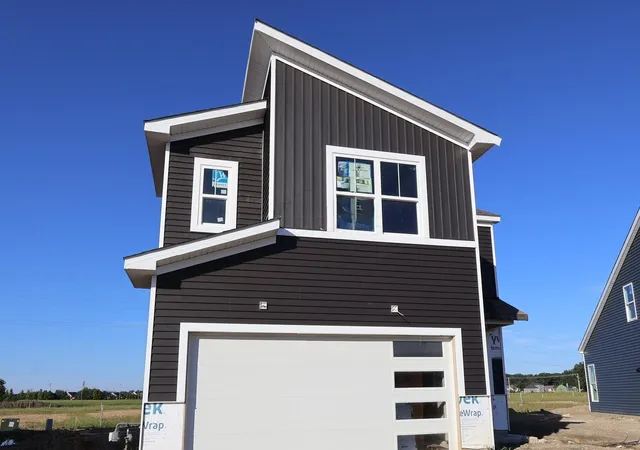Photo 1 of Single family home for sale at 5888 Creekview Dr, Powell, OH 43065 | MLS# 226033802 | Listing updated on 2026-09-15