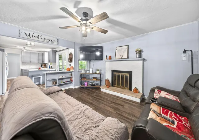 Photo 4 of Single family home for sale at 169 Needles Dr SW, Pataskala, OH 43062 | MLS# 226033898 | Listing updated on 2026-09-17