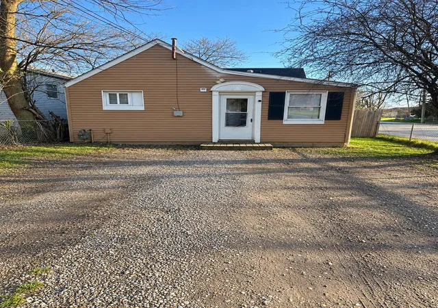 Single family home for sale at 3014 E 7th Avenue, Columbus, OH 43219 | MLS# 226034093