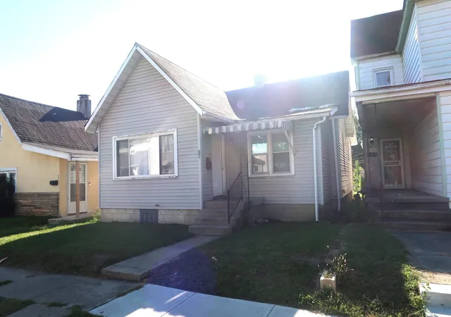 Photo 1 of Single family home for sale at 97 S Oakley Ave, Columbus, OH 43204 | MLS# 226033839 | Listing updated on 2026-09-21
