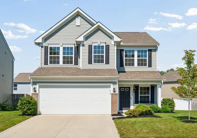 Photo 3 of Single family home for sale at 2849 Sussex Pl Dr, Grove City, OH 43123 | MLS# 226034025 | Listing updated on 2026-09-08