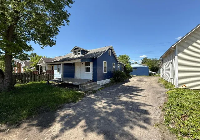 Photo 2 of Single family home for sale at 883 Barnett Rd, Columbus, OH 43227 | MLS# 226033968 | Listing updated on 2026-09-17