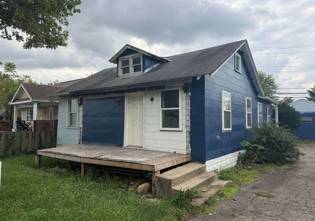 Photo 2 of Sale Pending at 883 Barnett Rd, Columbus, OH 43227 | MLS# 226033968 | Listing updated on 2026-10-08