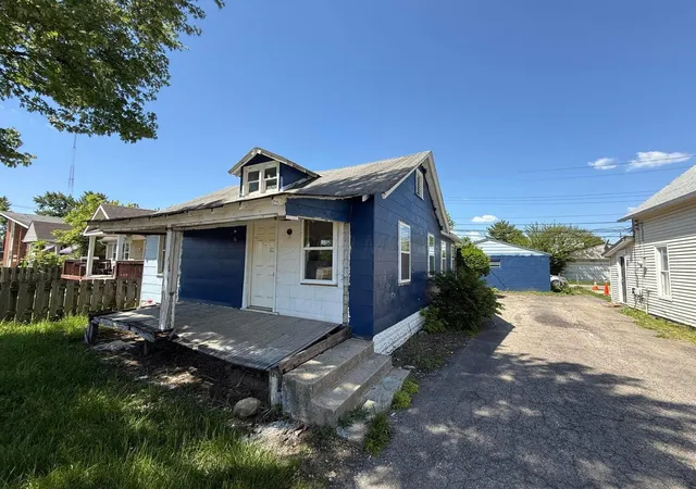 Photo 3 of Single family home for sale at 883 Barnett Rd, Columbus, OH 43227 | MLS# 226033968 | Listing updated on 2026-09-17