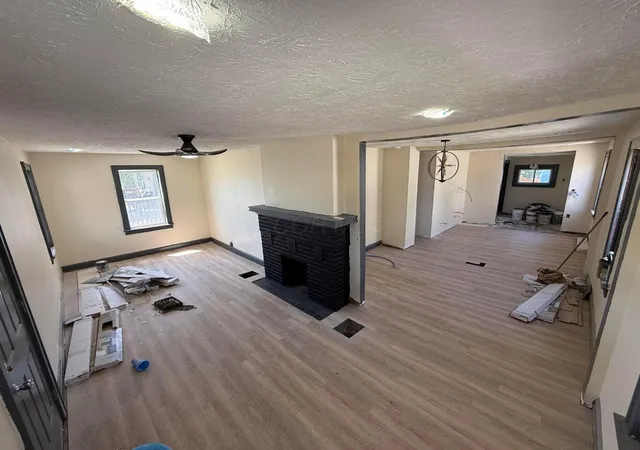 Photo 4 of Single family home for sale at 883 Barnett Rd, Columbus, OH 43227 | MLS# 226033968 | Listing updated on 2026-09-17