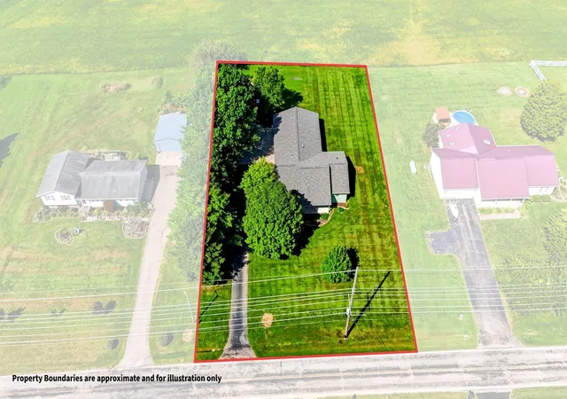 Photo 3 of Single family home for sale at 22209 Bolender Pontius Rd, Circleville, OH 43113 | MLS# 226033837 | Listing updated on 2026-09-28