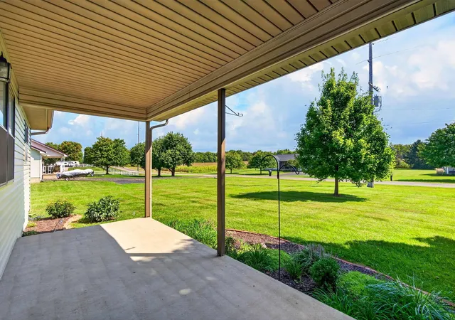 Photo 4 of Single family home for sale at 22209 Bolender Pontius Rd, Circleville, OH 43113 | MLS# 226033837 | Listing updated on 2026-09-28