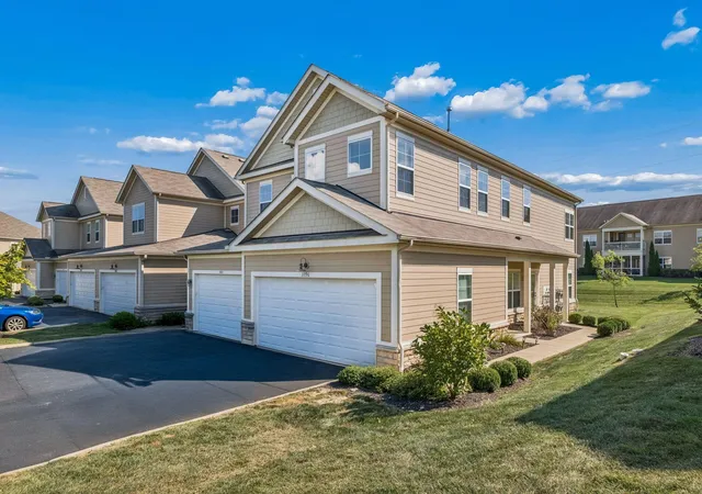 Photo 3 of Condo for sale at 3796 Evelynton Ave, Lewis Center, OH 43035 | MLS# 226033848 | Listing updated on 2026-10-26