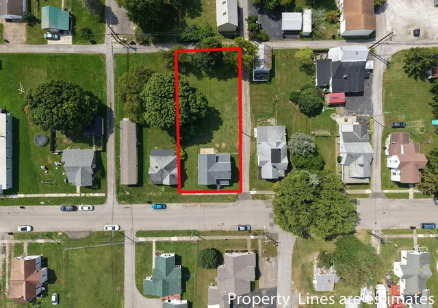 Photo 3 of Single family home for sale at 15 Maple St, Jeffersonville, OH 43128 | MLS# 226033867 | Listing updated on 2026-09-05