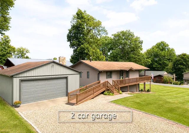 Photo 3 of Single family home for sale at 50 Appleview Ct, Howard, OH 43028 | MLS# 226033896 | Listing updated on 2026-09-10