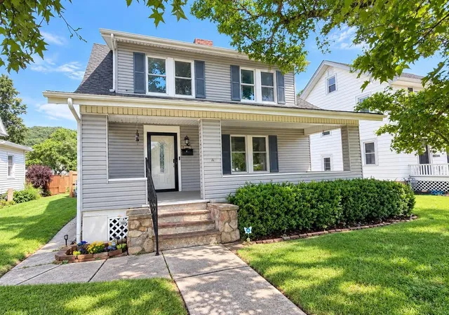 Photo 1 of Single family home for sale at 535 E 6th Avenue, Lancaster, OH 43130 | MLS# 226033907 | Listing updated on 2026-09-07