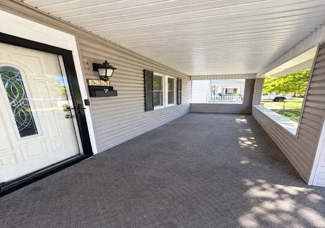 Photo 2 of Single family home for sale at 535 E 6th Avenue, Lancaster, OH 43130 | MLS# 226033907 | Listing updated on 2026-09-07