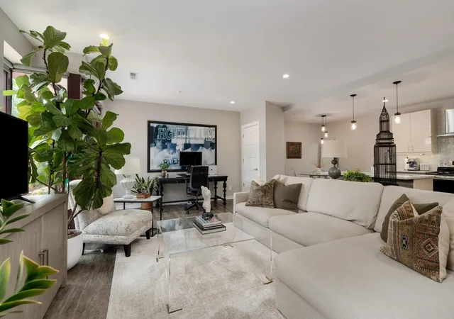 Listing Photo 1 - Condo for sale in building located at 371 Auden Ave, Columbus, OH 43215