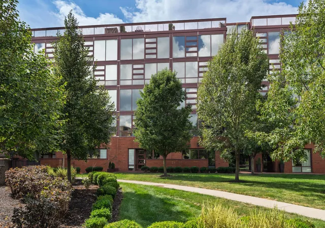 Photo 2 of Condo for sale at 371 Auden Ave, Columbus, OH 43215 | MLS# 226034224 | Listing updated on 2026-09-10