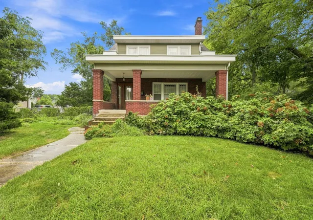 Photo 1 of Single family home for sale at 77 Wetmore Rd, Columbus, OH 43214 | MLS# 226033988 | Listing updated on 2026-09-15