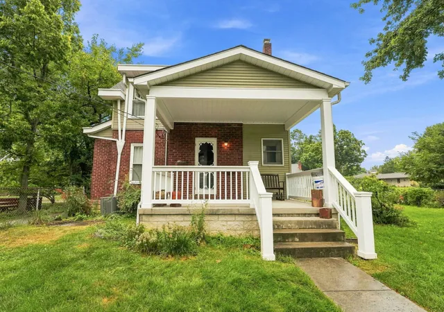 Photo 3 of Single family home for sale at 77 Wetmore Rd, Columbus, OH 43214 | MLS# 226033988 | Listing updated on 2026-09-15