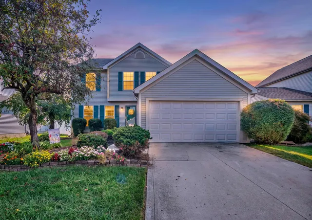 Photo 2 of Single family home for sale at 3248 Bellowind Dr, Reynoldsburg, OH 43068 | MLS# 226033922 | Listing updated on 2026-09-12