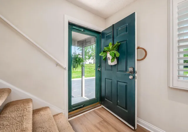 Photo 4 of Condo for sale at 5626 Barney Ln, Columbus, OH 43235 | MLS# 226034117 | Listing updated on 2026-09-12