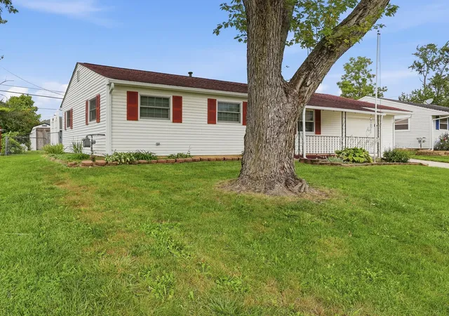 Photo 2 of Single family home for sale at 177 Redmond Rd, Columbus, OH 43228 | MLS# 226033931 | Listing updated on 2026-09-06