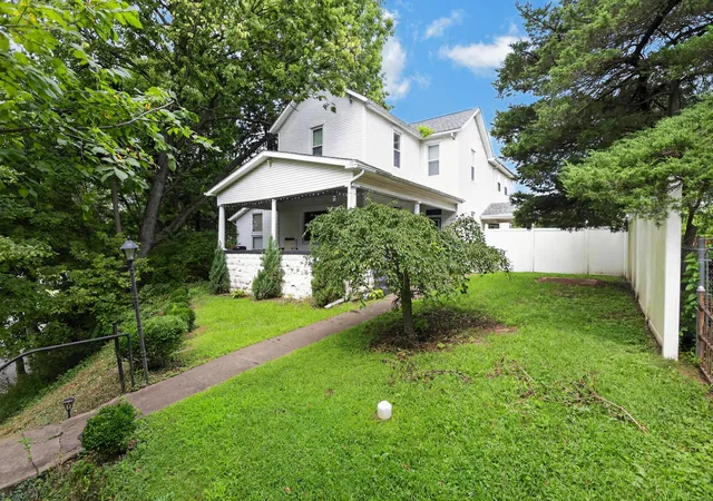 Photo 4 of Single family home for sale at 352 Mound St, Logan, OH 43138 | MLS# 226033969 | Listing updated on 2026-09-15
