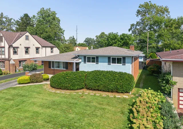 Photo 3 of Single family home for sale at 270 S Kellner Rd, Columbus, OH 43209 | MLS# 226034129 | Listing updated on 2026-09-14