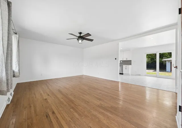 Photo 4 of Single family home for sale at 270 S Kellner Rd, Columbus, OH 43209 | MLS# 226034129 | Listing updated on 2026-09-14