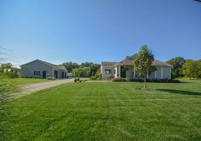 Photo 1 of Single family home for sale at 12460 Bolen Rd Ne, Newark, OH 43055 | MLS# 226034023 | Listing updated on 2026-09-08