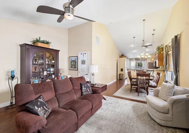 Listing Photo 5 - Condo for sale in building located at 5577 Tumbling Creek Dr, Dublin, OH 43016 - Unit #51