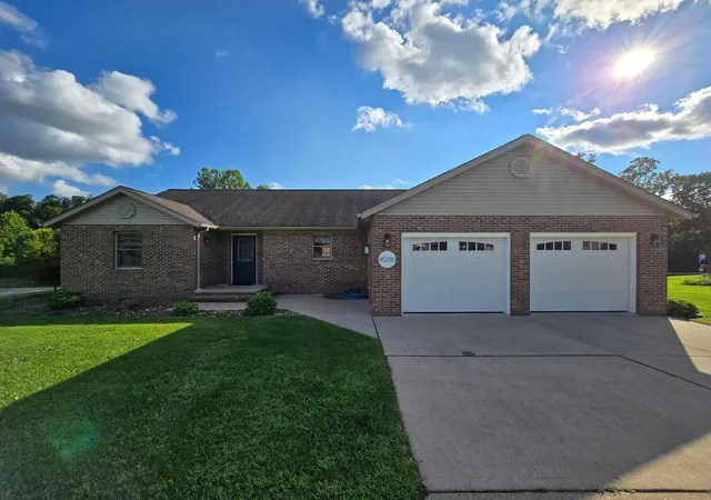 Photo 1 of Single family home for sale at 45330 Maple View Cir, Caldwell, OH 43724 | MLS# 226033956 | Listing updated on 2026-09-21