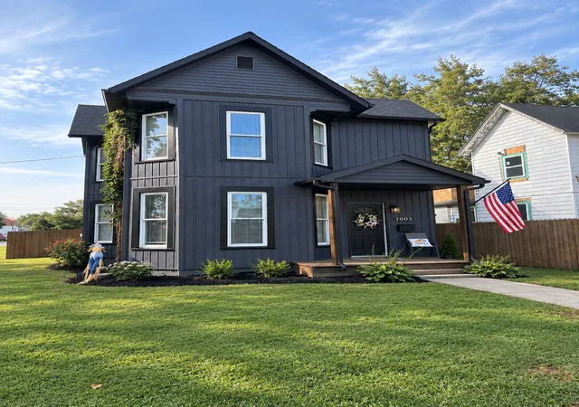 Photo 1 of Single family home for sale at 1003 Lakeview Ave, Washington Court House, OH 43160 | MLS# 226033954 | Listing updated on 2026-09-21