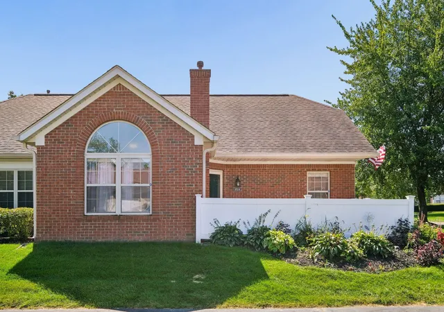 Photo 2 of Condo for sale at 4654 Collingville Way #21, Columbus, OH 43230 | MLS# 226034604 | Listing updated on 2026-09-14