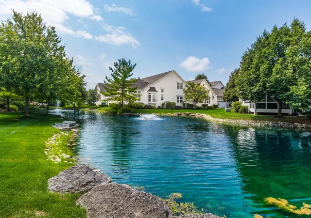 Listing Photo 2 - Condo for sale in building located at 4126 Herald Sq Pl, Dublin, OH 43016 - Unit #