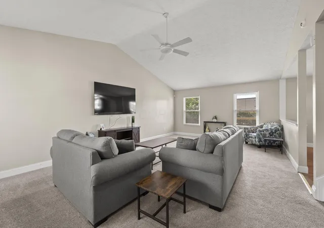 Photo 3 of Single family home for sale at 811 Crevis Ln, Columbus, OH 43228 | MLS# 226037467 | Listing updated on 2026-10-05