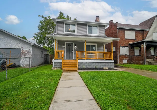 Photo 1 of Single family home for sale at 1184 E 18th Avenue, Columbus, OH 43211 | MLS# 226035870 | Listing updated on 2026-09-19