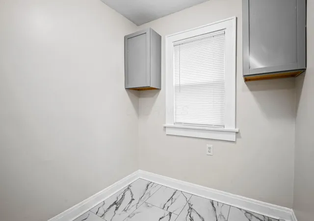 Photo 3 of Single family home for sale at 1184 E 18th Avenue, Columbus, OH 43211 | MLS# 226035870 | Listing updated on 2026-09-19