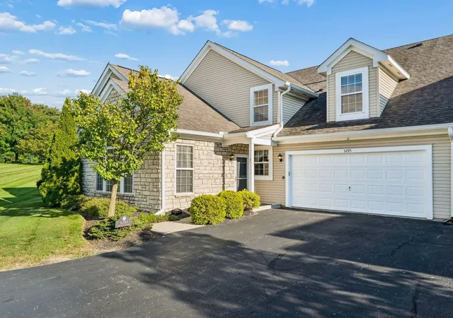 Photo 2 of Condo for sale at 5295 Abby Gate Ave, Westerville, OH 43081 | MLS# 226033999 | Listing updated on 2026-09-11