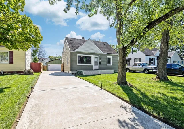 Photo 3 of Single family home for sale at 1713 Huy Rd, Columbus, OH 43224 | MLS# 226035361 | Listing updated on 2026-10-07
