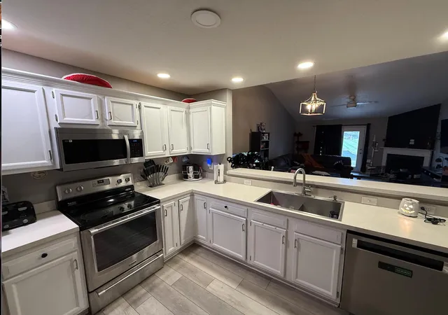 Photo 2 of Condo for sale at 301 Retreat Ln #301, Marysville, OH 43040 | MLS# 226033993 | Listing updated on 2026-10-01