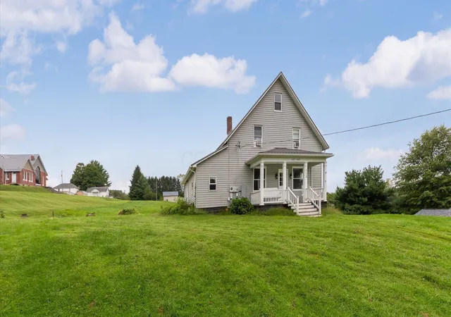 Photo 2 of Single family home for sale at 113 Mill St, Glenford, OH 43739 | MLS# 226034011 | Listing updated on 2026-09-26