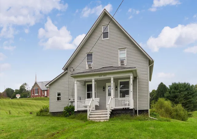 Photo 4 of Single family home for sale at 113 Mill St, Glenford, OH 43739 | MLS# 226034011 | Listing updated on 2026-09-26