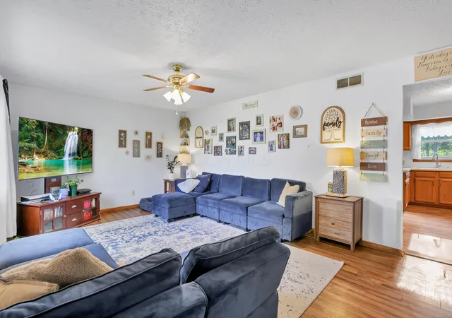 Photo 3 of Single family home for sale at 104 Cavalcade Ln Sw, Pataskala, OH 43062 | MLS# 226034008 | Listing updated on 2026-10-06