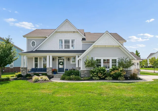 Single family home for sale at 11607 Poppyseed Dr, Plain City, OH 43064 | MLS# 226034765