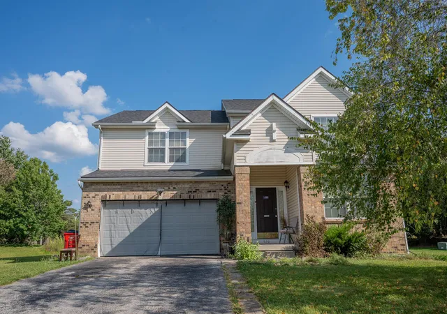 Photo 1 of Single family home for sale at 929 Lockmead Ct, Pataskala, OH 43062 | MLS# 226034020 | Listing updated on 2026-09-08
