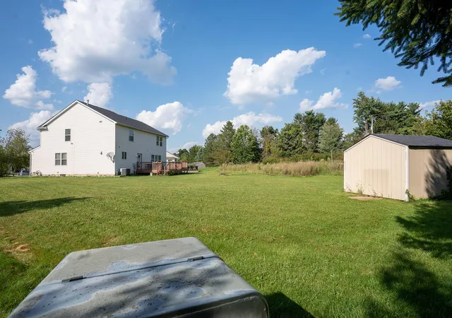 Photo 3 of Single family home for sale at 929 Lockmead Ct, Pataskala, OH 43062 | MLS# 226034020 | Listing updated on 2026-09-08