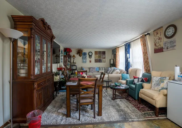 Photo 4 of Single family home for sale at 929 Lockmead Ct, Pataskala, OH 43062 | MLS# 226034020 | Listing updated on 2026-09-08