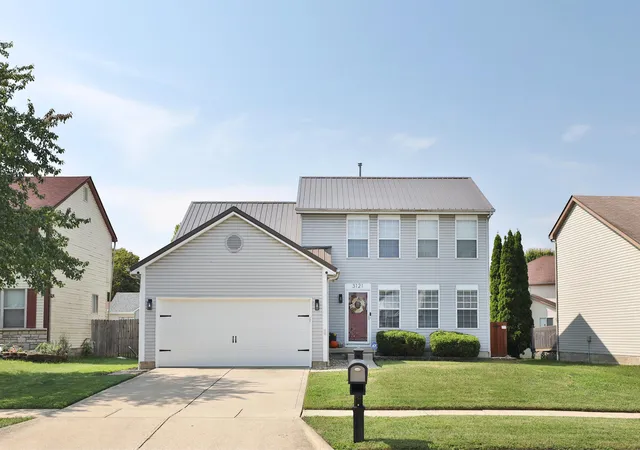 Photo 1 of Single family home for sale at 3121 Fox Chaple Dr, Columbus, OH 43232 | MLS# 226035451 | Listing updated on 2026-09-18