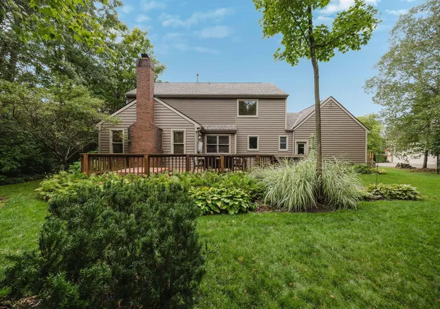 Single family home for sale at 9494 Timberbank Cir NW, Pickerington, OH 43147 | MLS# 226034624